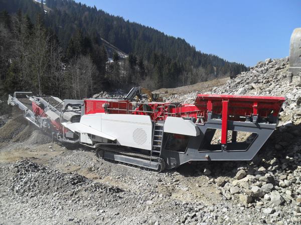 crawler mobile crushers and screeners