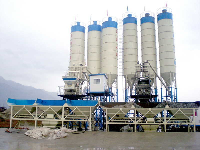 Medium Type Concrete Plant